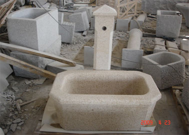 Chine Fontaine d'eau de granit de piédestal, dimension adaptée aux besoins du client par pierres décoratives de jardin fournisseur