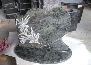 Chine Forme droite de coeur de pierre tombale et de monument avec le découpage d'ombre de pigeon fournisseur