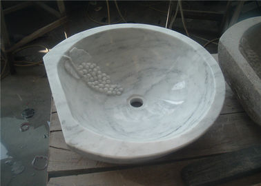 Chine Matériel de marbre blanc de Carrare d'évier en pierre naturel de luxe avec du raisin découpé fournisseur