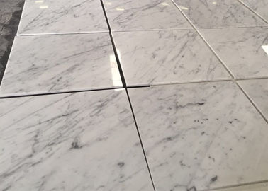 Chine Surface polie par tuiles en pierre naturelles de marbre blanches adaptée aux besoins du client de Carrare fournisseur