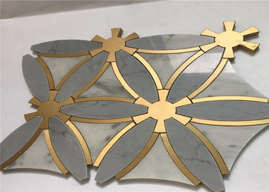 Chine Tuile régulière spéciale de mur intérieur de tuile de mosaïque en métal de pierre de marbre de conception fournisseur
