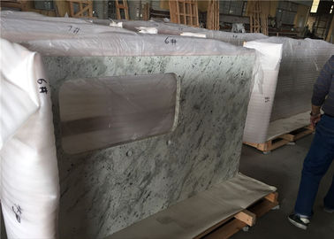 Chine Service précoupé de grandes partie supérieure du comptoir en pierre préfabriquées de granit pour la décoration de cuisine fournisseur