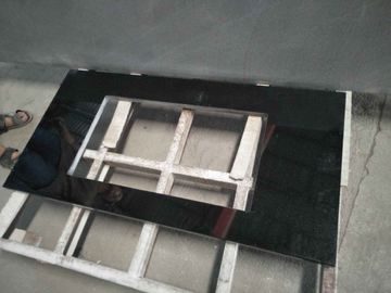 Chine Partie supérieure du comptoir noire absolue de granit, partie supérieure du comptoir en pierre noires préfabriquées pour la salle de bains fournisseur